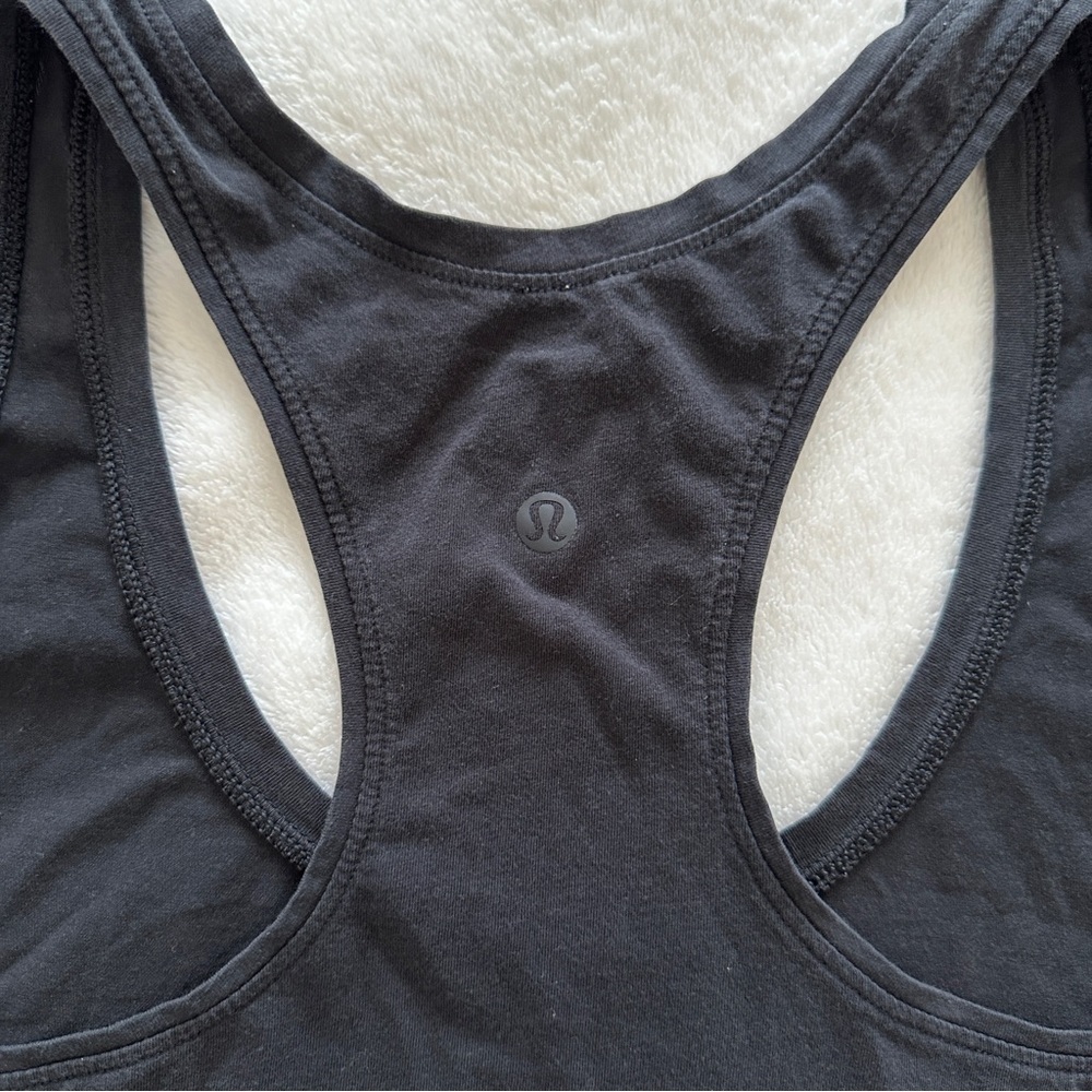 LULULEMON RACERBACK TANK WOMENS  SIZE 6 BLACK - Picture 5 of 15
